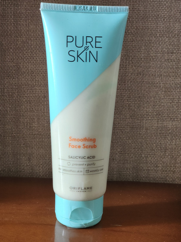 اسکراب صورت تسکیندهنده پیور اسکین Pure Skin برند اوریفلیم کد۴۱۶۷۵حجم ۷۵ میل