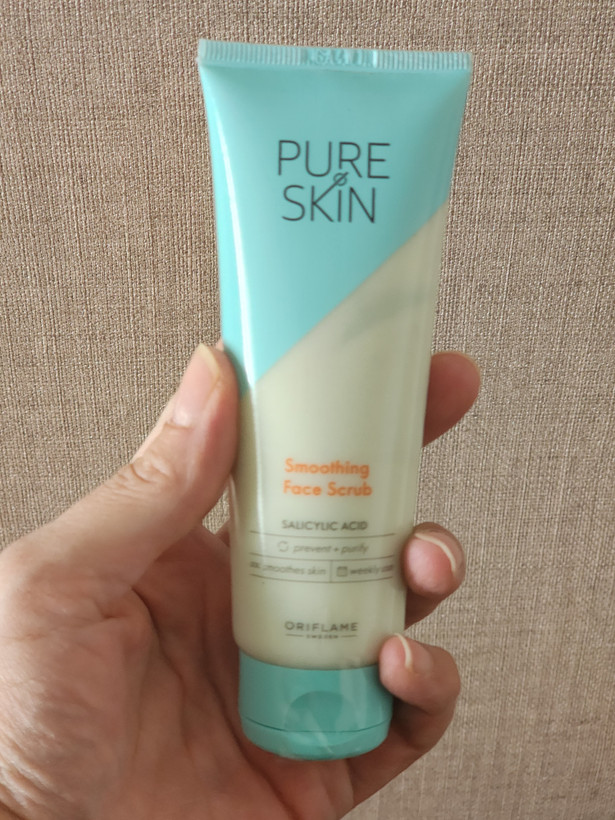 اسکراب صورت تسکیندهنده پیور اسکین Pure Skin برند اوریفلیم کد۴۱۶۷۵حجم ۷۵ میل