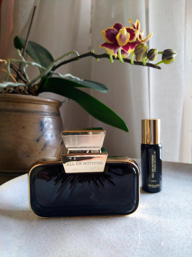 پرفیوم زنانه آل اور ناتینگ اوریفلیم All or Nothing Parfum Oriflame کد محصول: 35679 حجم ۵۰ میل
